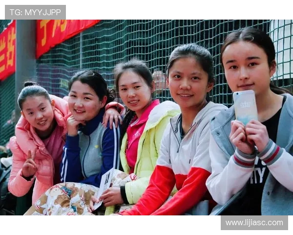 周静专访:从青涩球员到网球精英的成长之路回顾 周静专访:从青涩球员到网球精英的成长之路回顾